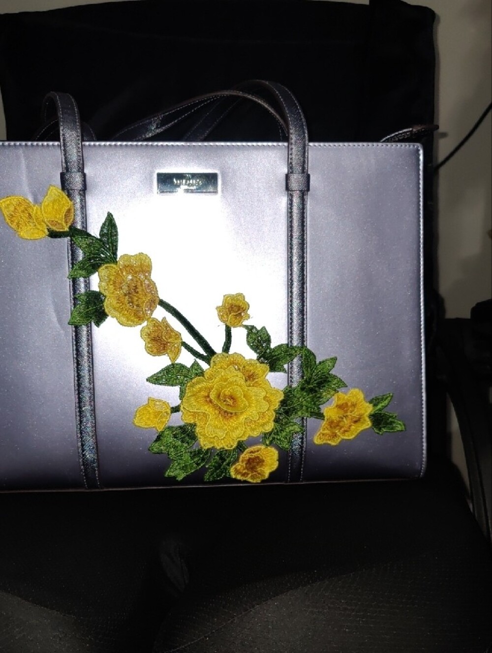 Kate Spade Lilac‑Silver Tote with Yellow Floral Appliqué • Chic & Rare - Picture 2 of 16